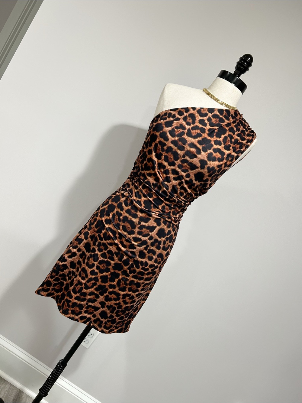 One-Shoulder Leopard Print Dress in Brown